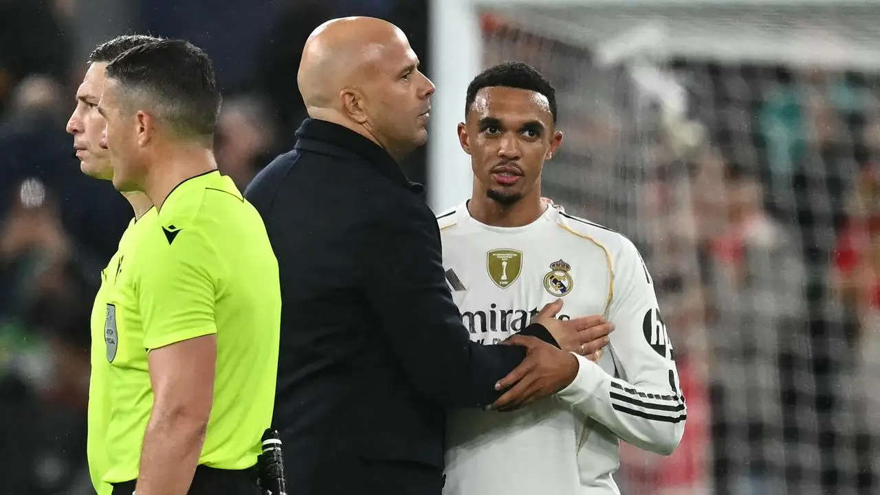 Trent Alexander-Arnold saat membela Real Madrid di Santiago Bernabeu
