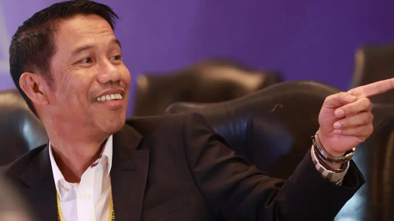 Yunus Nusi Sekjen PSSI memberikan keterangan pers mengenai peluang Timnas Indonesia U-23 di Asian Games 2026